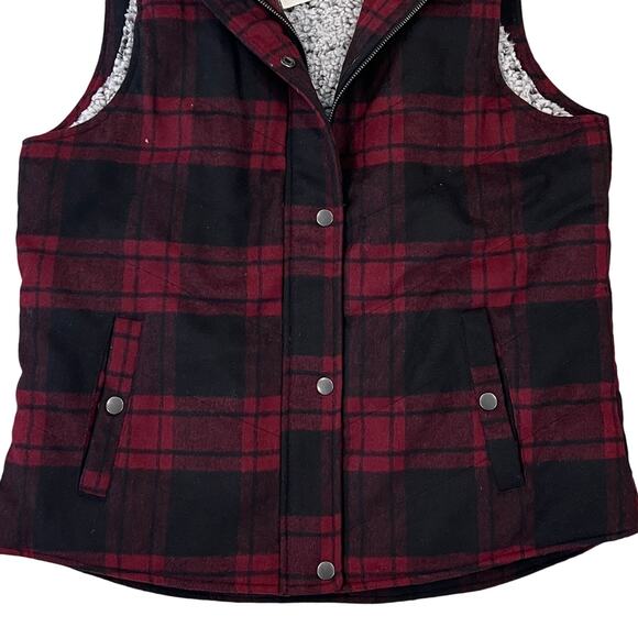 NWT Francesca's Harper Heritage Burgundy/Black Plaid Flannel/Sherpa Vest - Picture 4 of 8